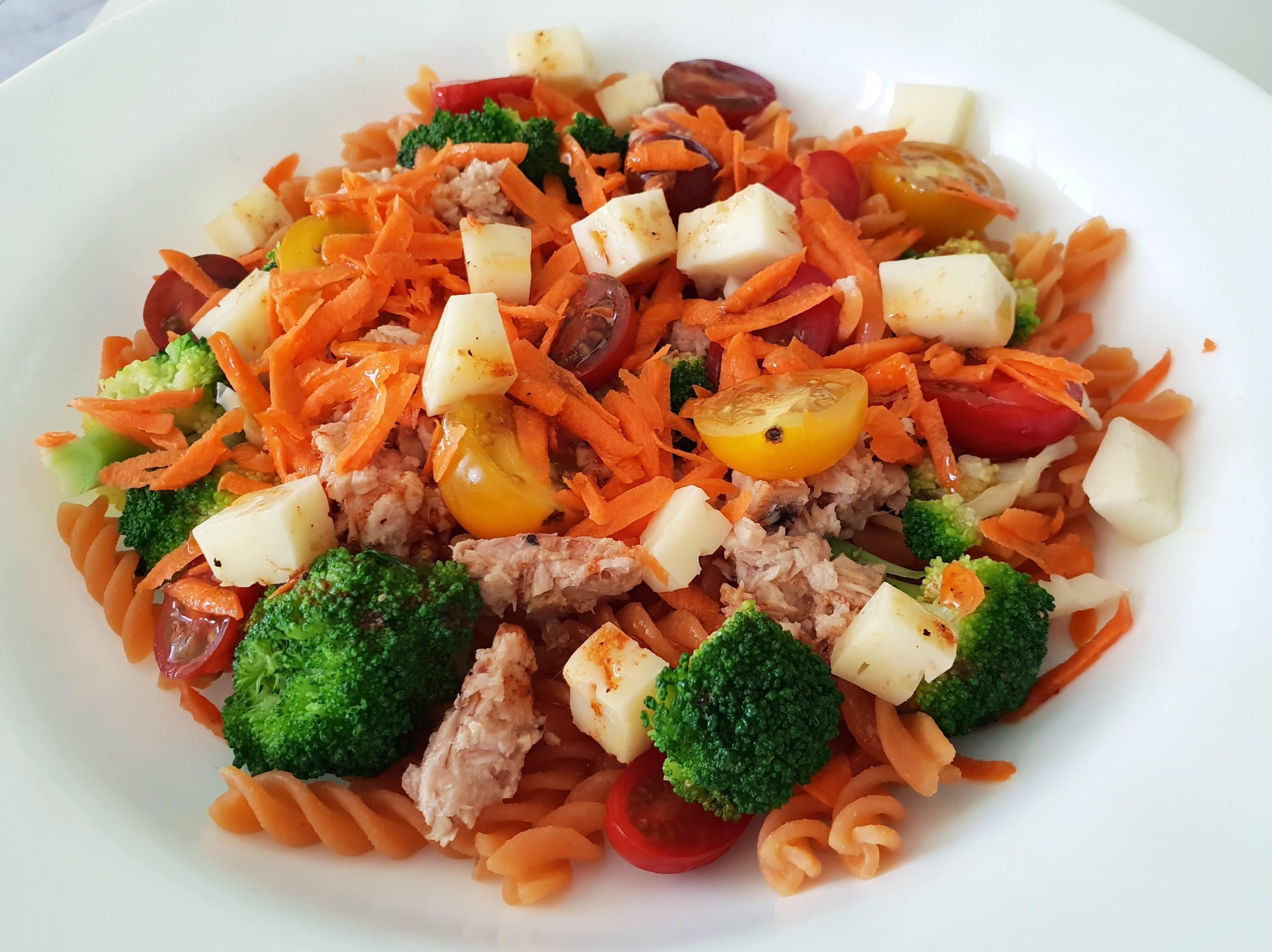 Ensalada de Fusilli de Lentejas Rojas.