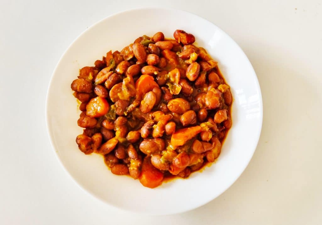 Judías pintas con verduras en la olla rápida receta