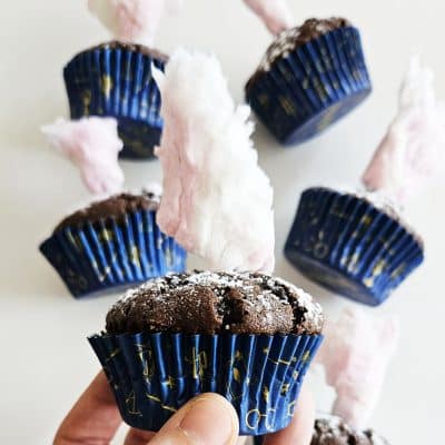 Cupcakes de chocolate con algodón de Azúcar